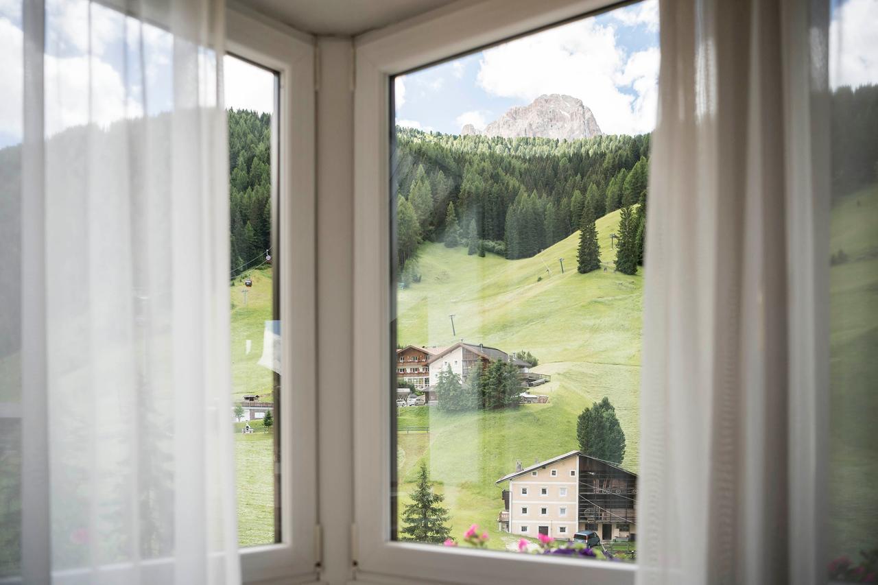 Hotel Aaritz Selva di Val Gardena Dış mekan fotoğraf